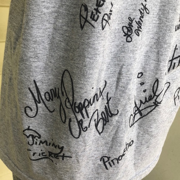 Disney T-shirt - Picture 5 of 8